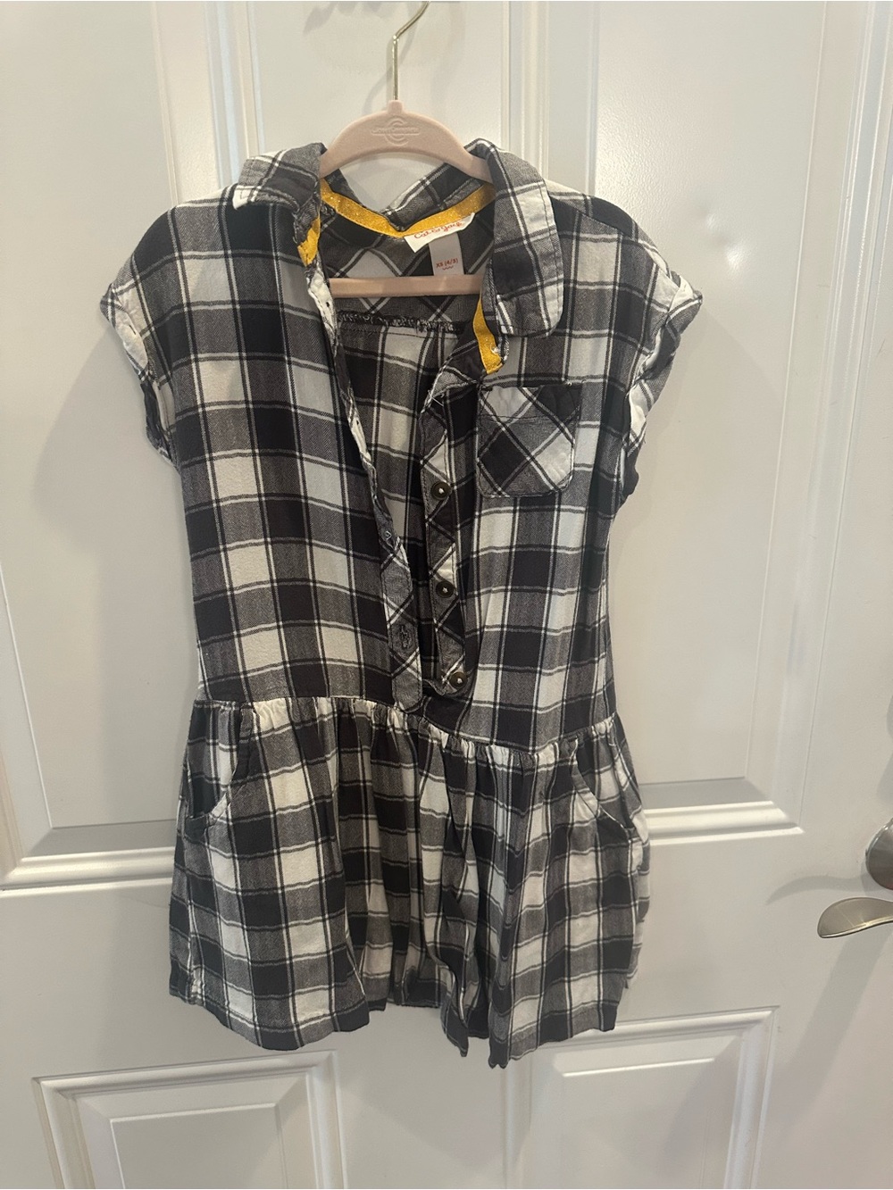 Cat and jack Girls Black and White Plaid Short-Sleeve Dress